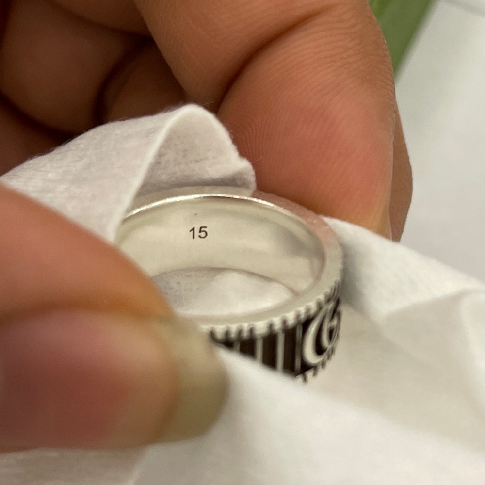 *SOLD* Gucci Interlocking Marmont Ring Size 15 (7.25 US) - Picture 8 of 12